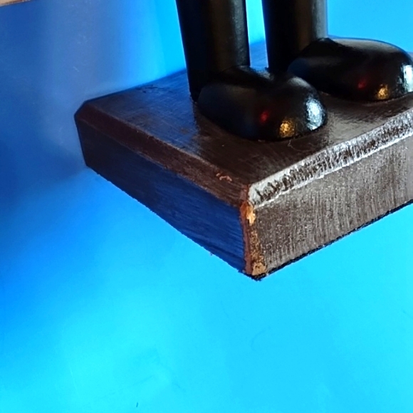 Holiday Living Nutcracker 21.5 inches - Picture 4 of 16